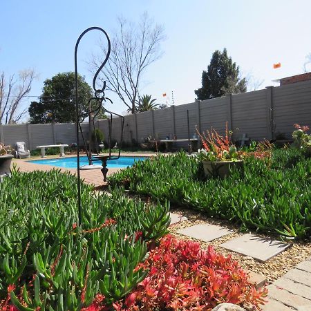 80 on Benade Lägenhet Bloemfontein Exteriör bild